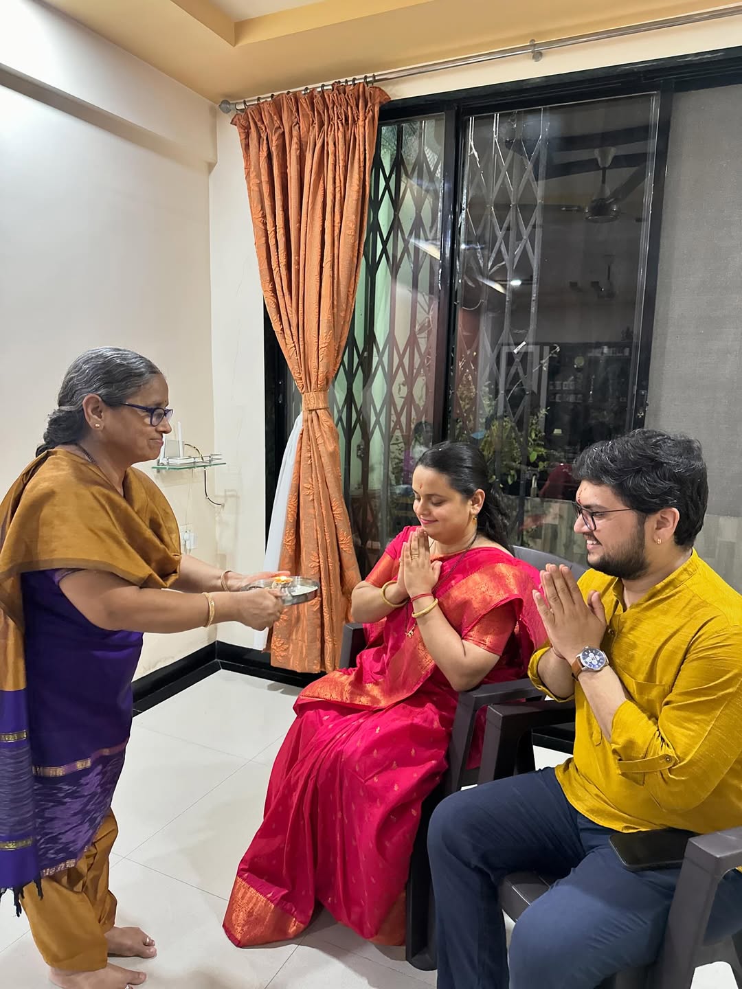 mugdha-vaishampayan-prathamesh-laghate-adhik-maas-jawai-vaan-photos