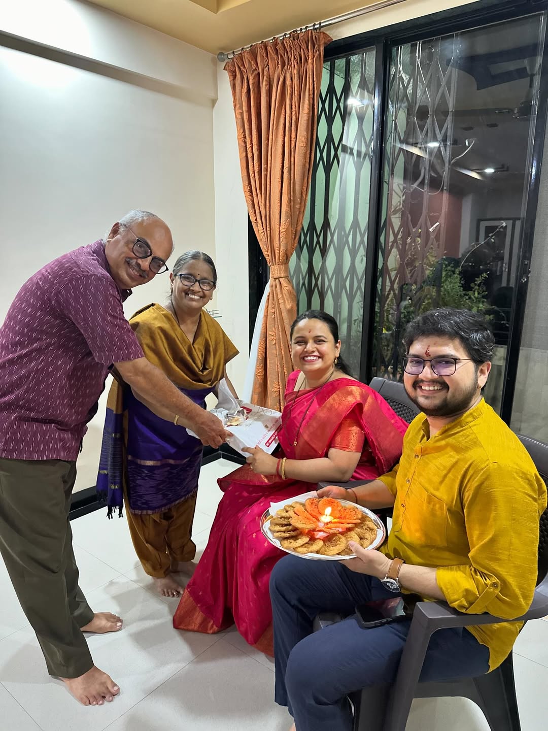 mugdha-vaishampayan-prathamesh-laghate-adhik-maas-jawai-vaan-photos