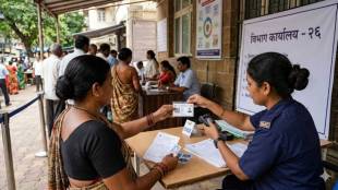 Mumbai BMC hawkers registration updates | QR code identity cards for street vendors | Mumbai street vendors verification process | Brihanmumbai Municipal Corporation hawker policy