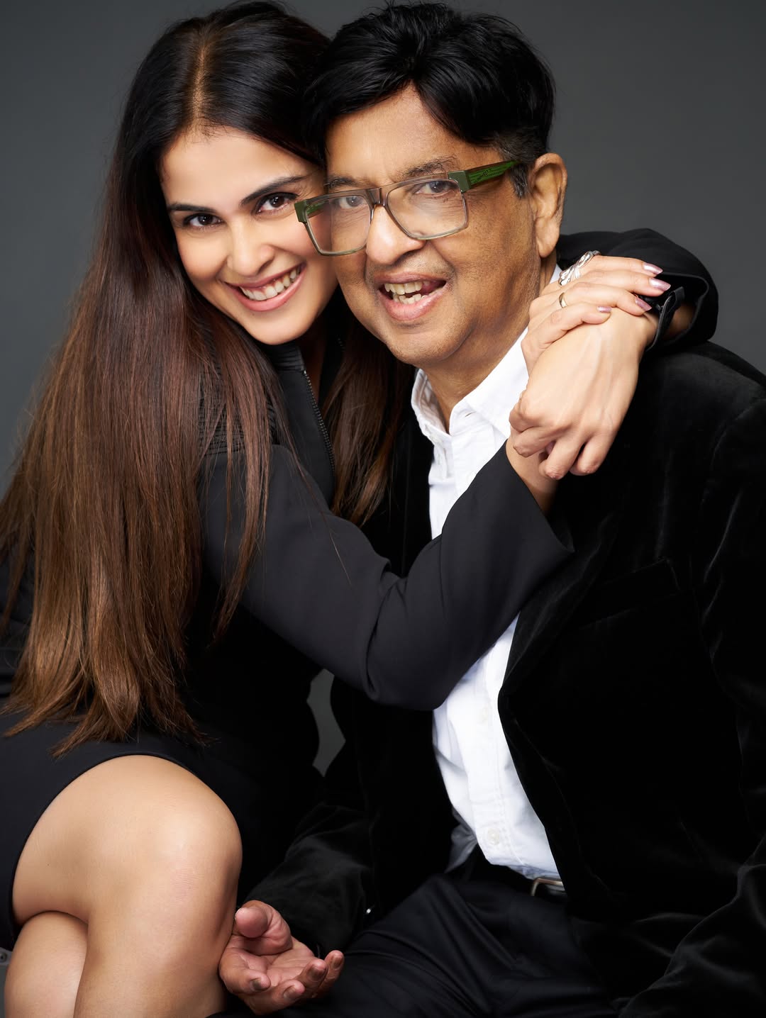 genelia deshmukh special post for fathers day shares photos with father