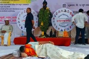 rohit-pawar-hunger-strike-pandharpur-congress-support-harshvardhan-sapkal-farmer-loan-waiver-protest