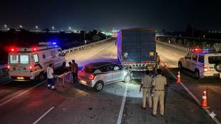 Samruddhi expressway accident buldhana | road accident in maharashtra | highway accident car crash | buldhana police crime updates