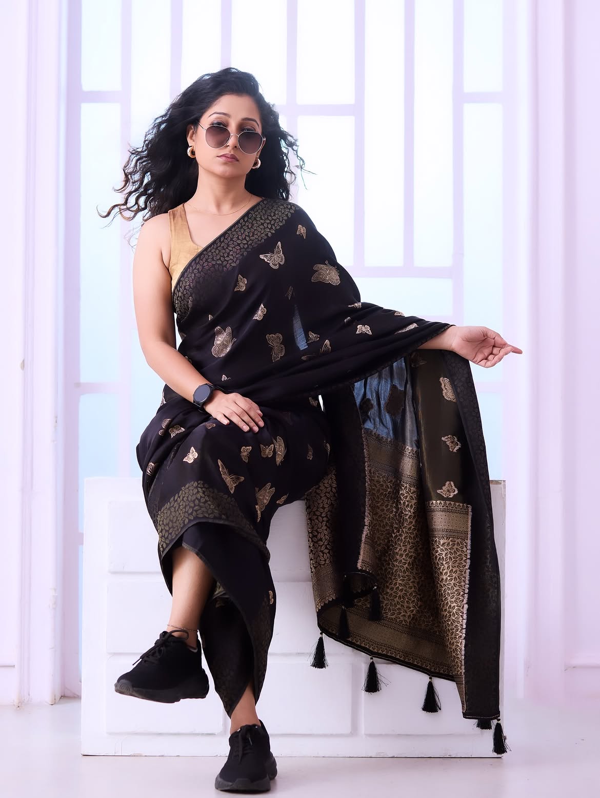 Pallavi Patil saree look