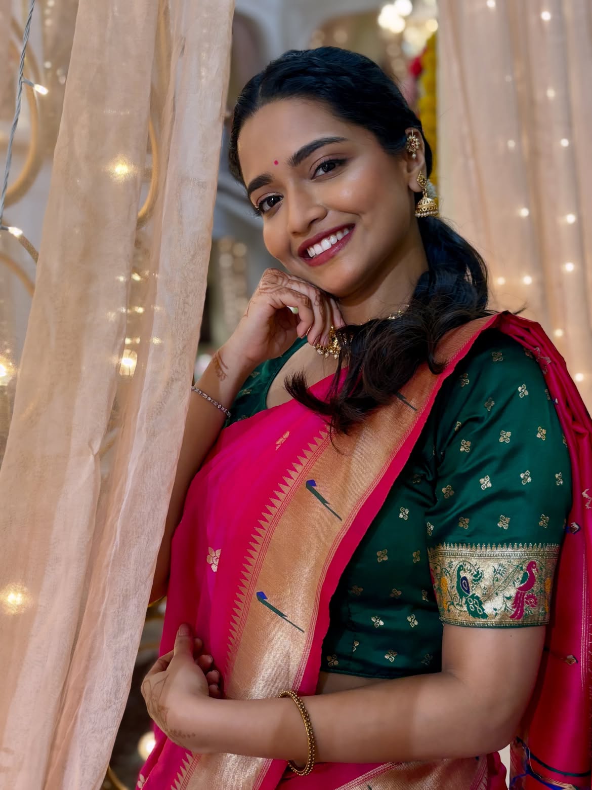 Vallari Viraj purple saree look