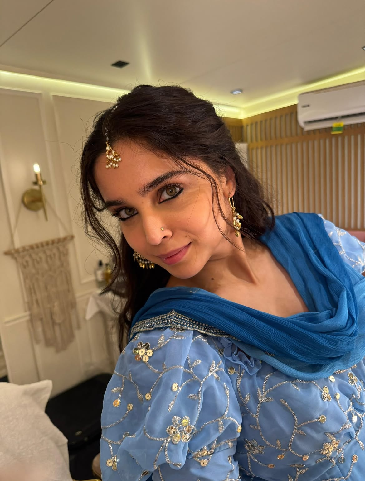 Sharvari Wagh traditional look