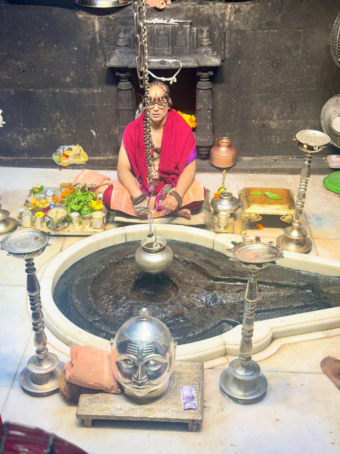 Shreya Bugde visits Trimbakeshwar temple