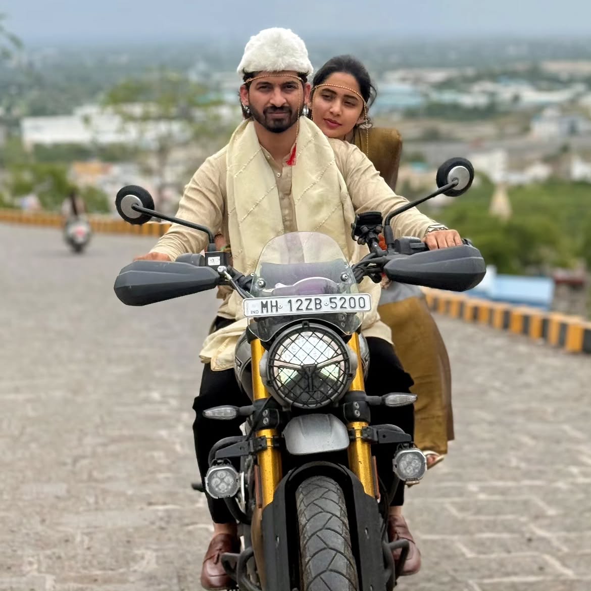 Anushka Sarkate and Nikhil Chavan visit Jejuri on bullet