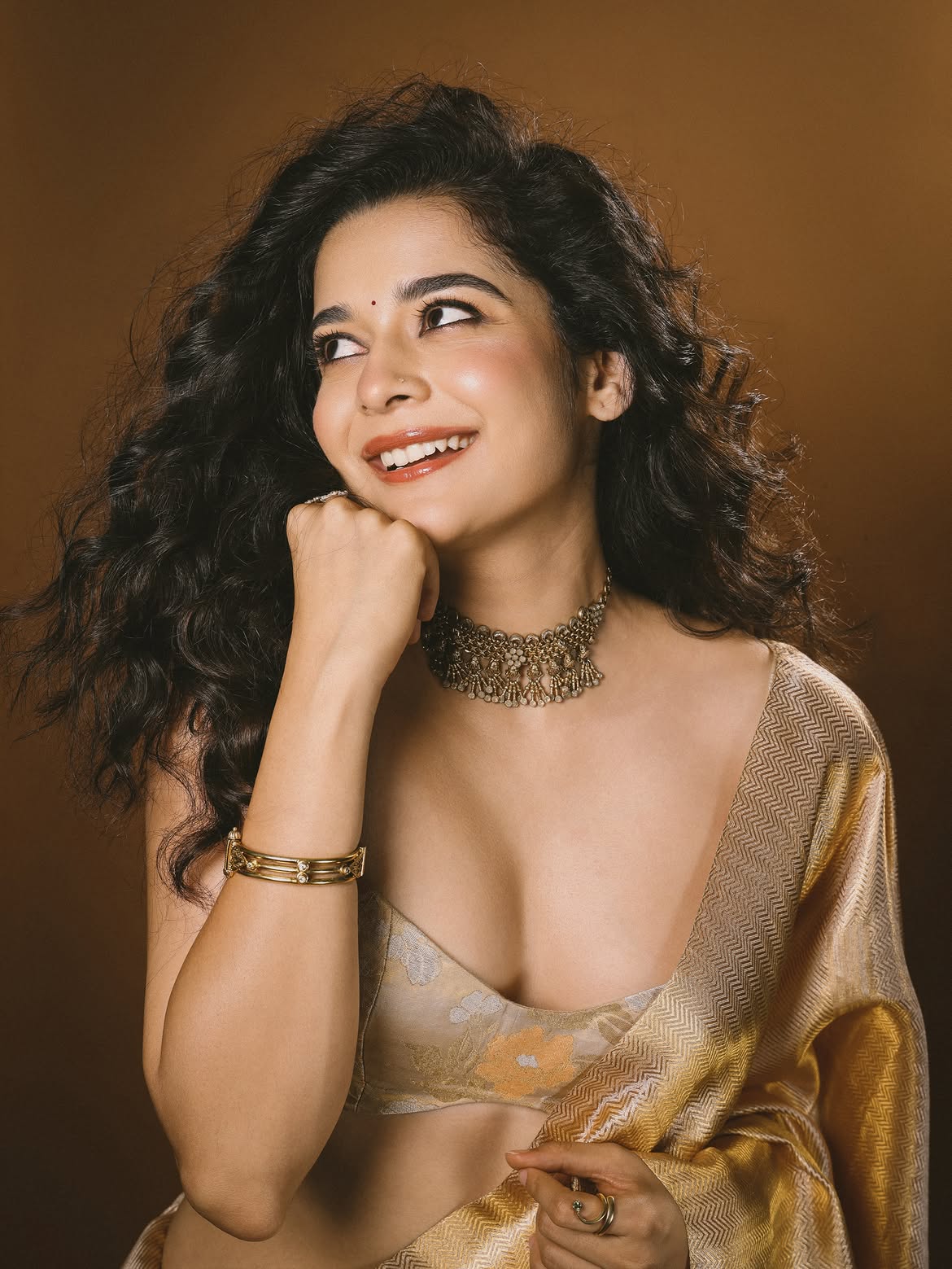 Mithila Palkar golden saree look