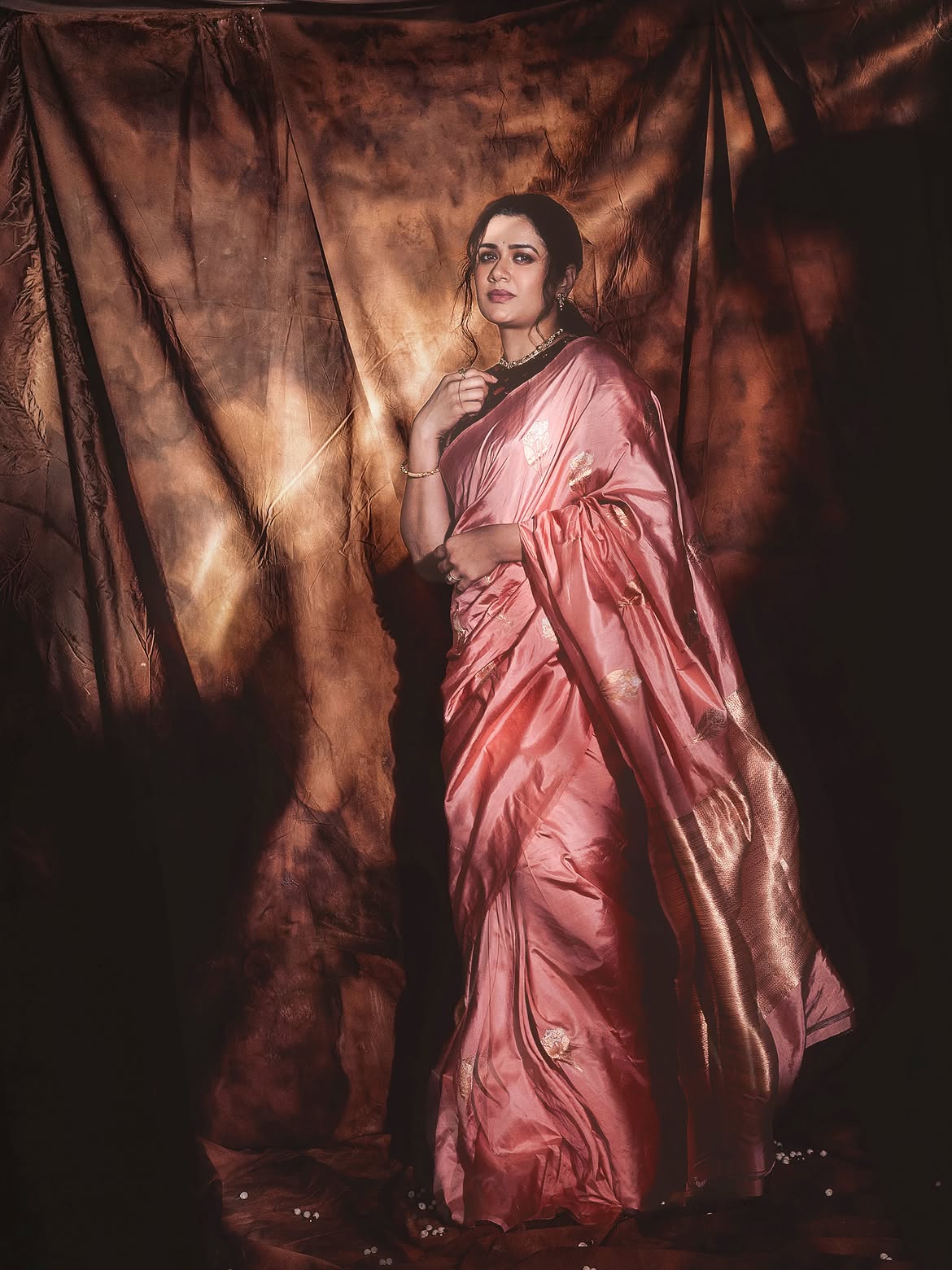 Girija Oak yellow saree photoshoot