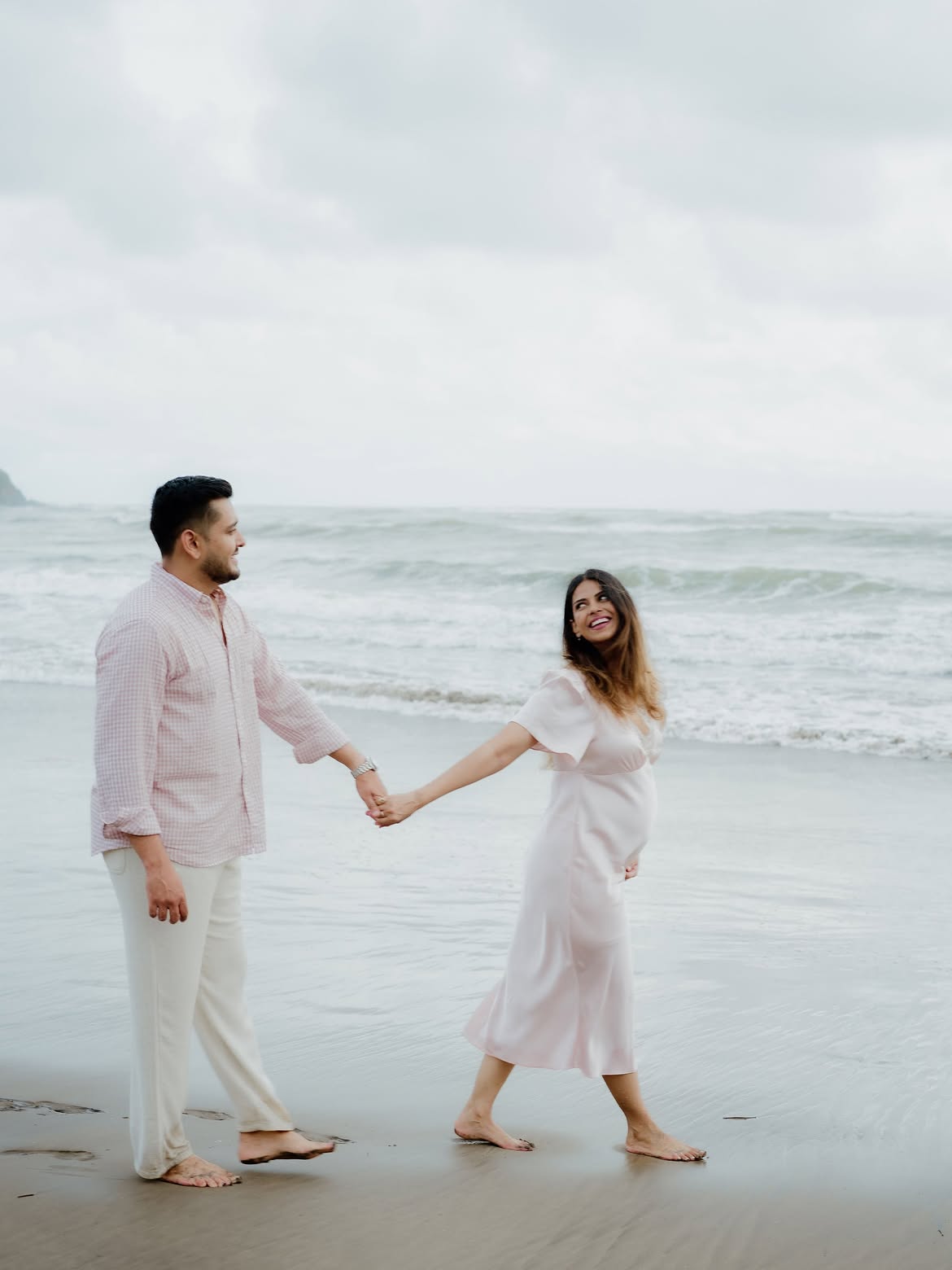 Swarda Thigale maternity photoshoot