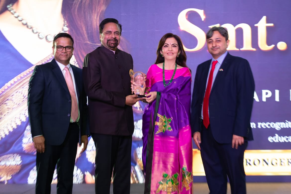 Nita Ambani purple Kanjeevaram saree photos