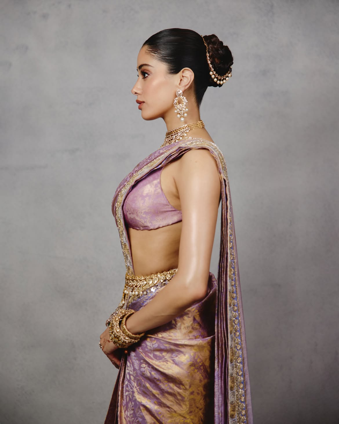 Janhvi Kapoor Anshula Kapoor wedding reception look