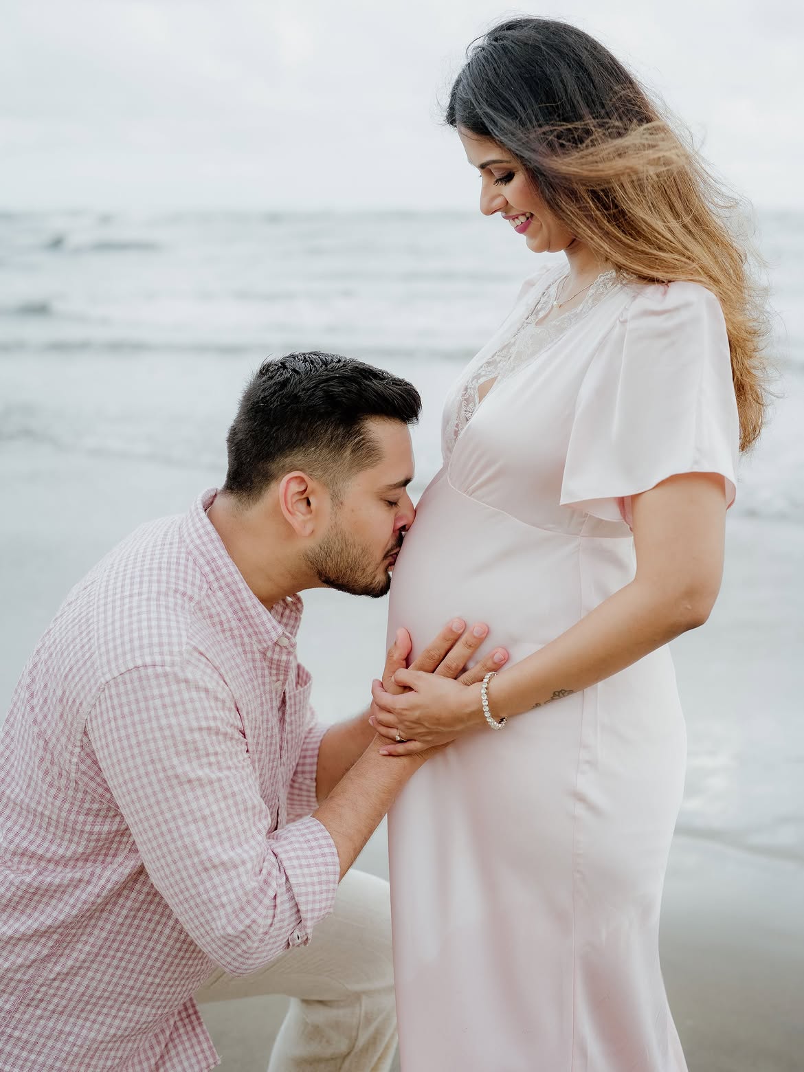 Swarda Thigale maternity photoshoot