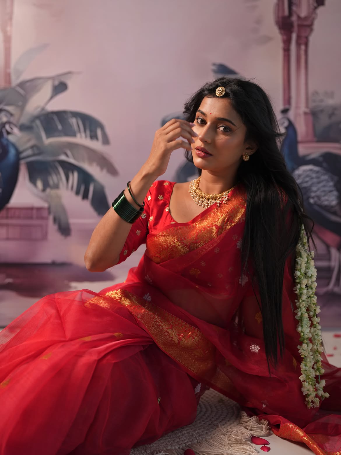 Shivani Mundhekar South Indian look