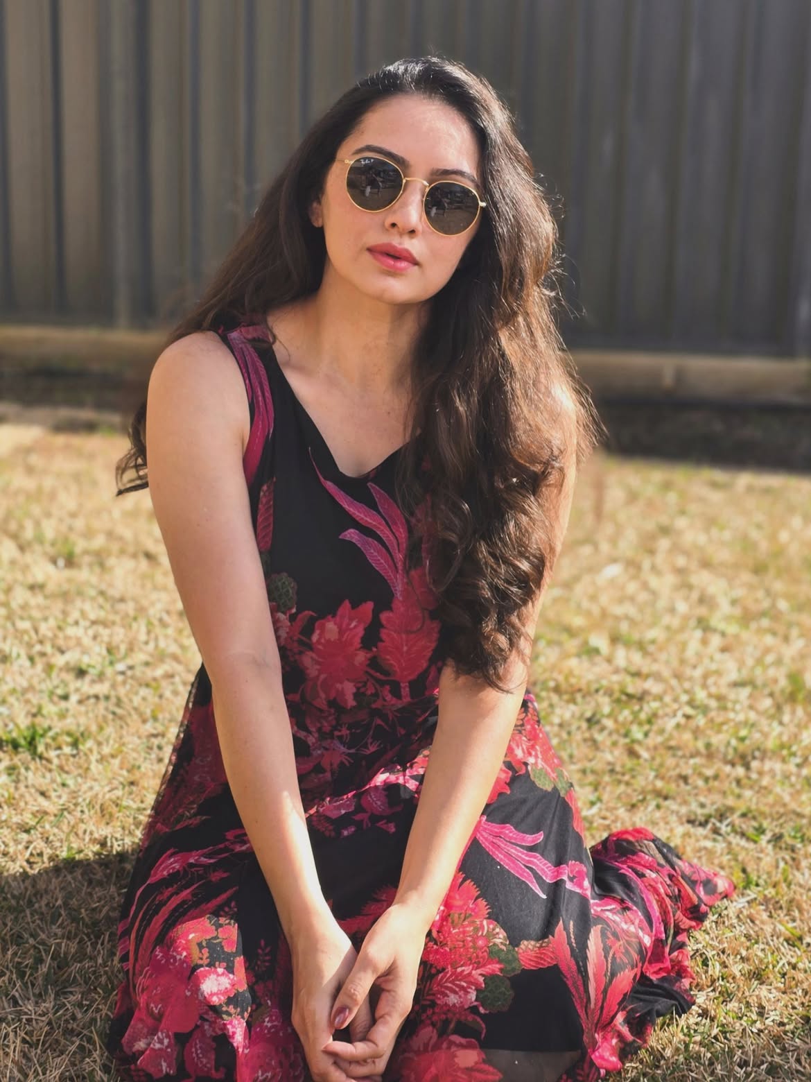 Shruti Marathe shares new glamorous photos