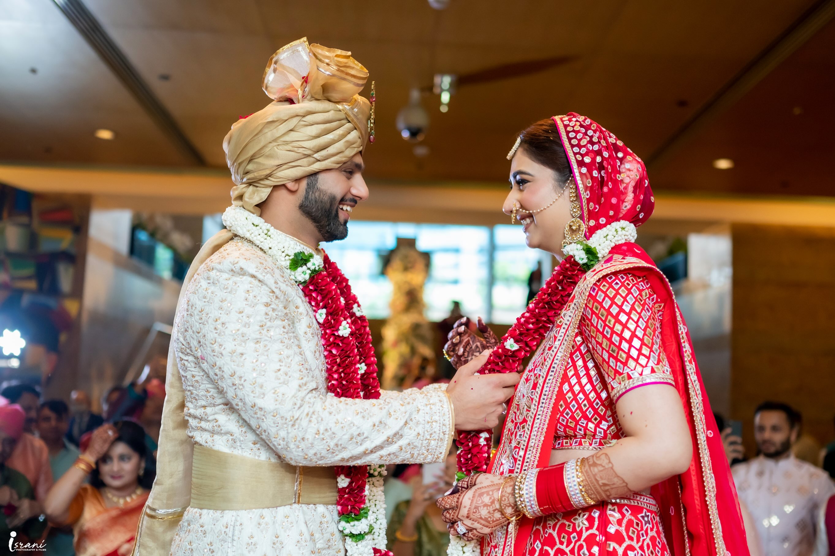 Rahul Vaidya and Disha Parmar celebrate 5 years of marriage