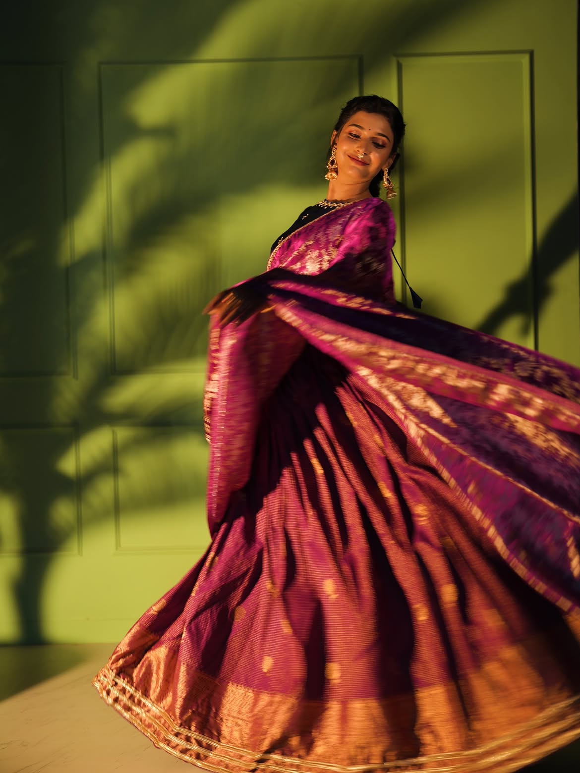 Shivani Mundhekar South Indian look