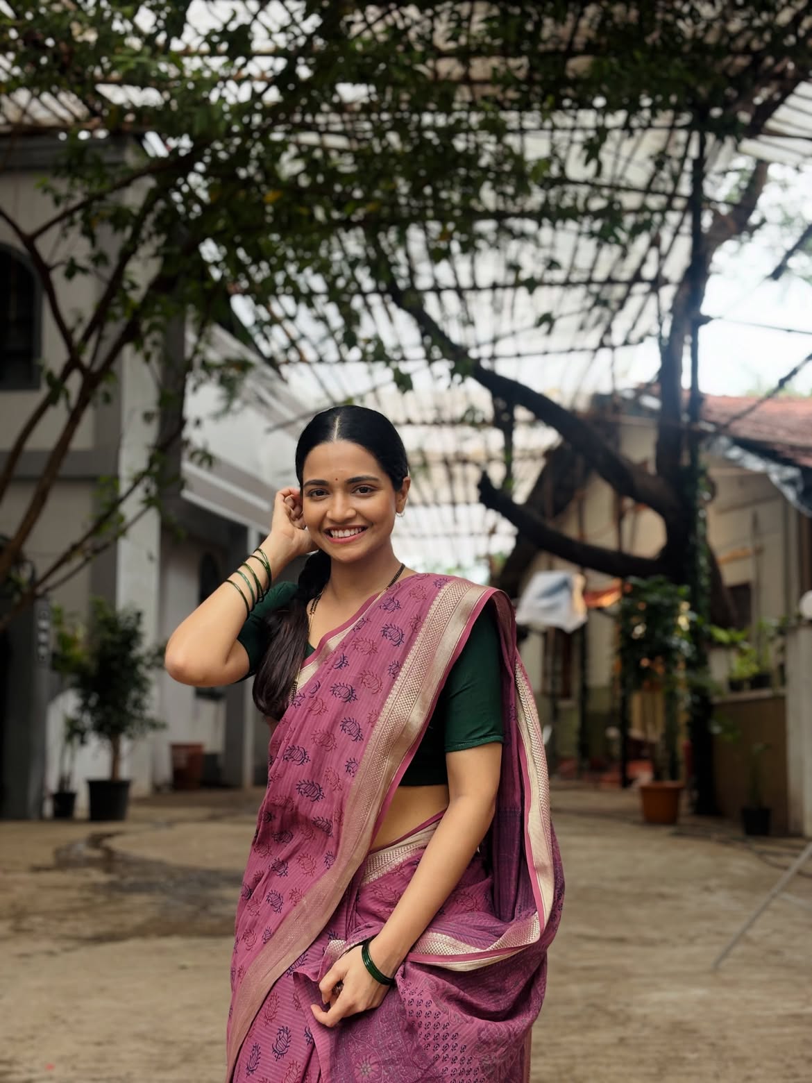 Vallari Viraj purple saree look