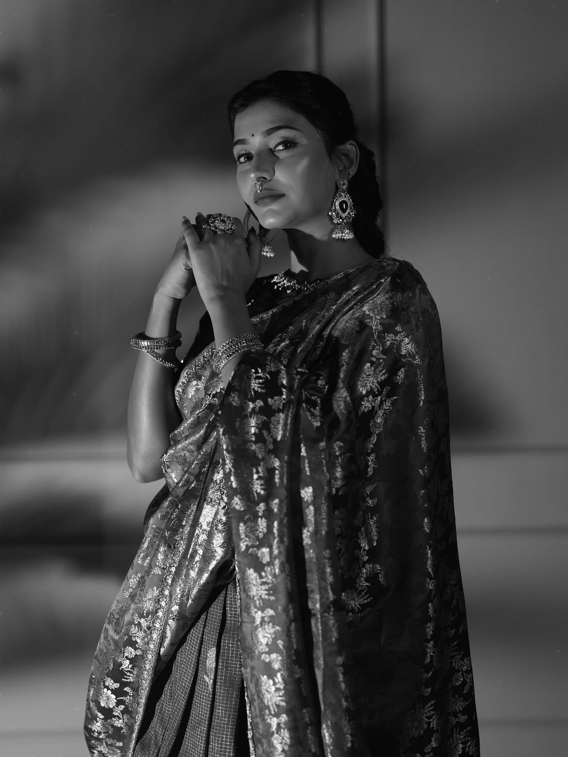 Shivani Mundhekar South Indian look