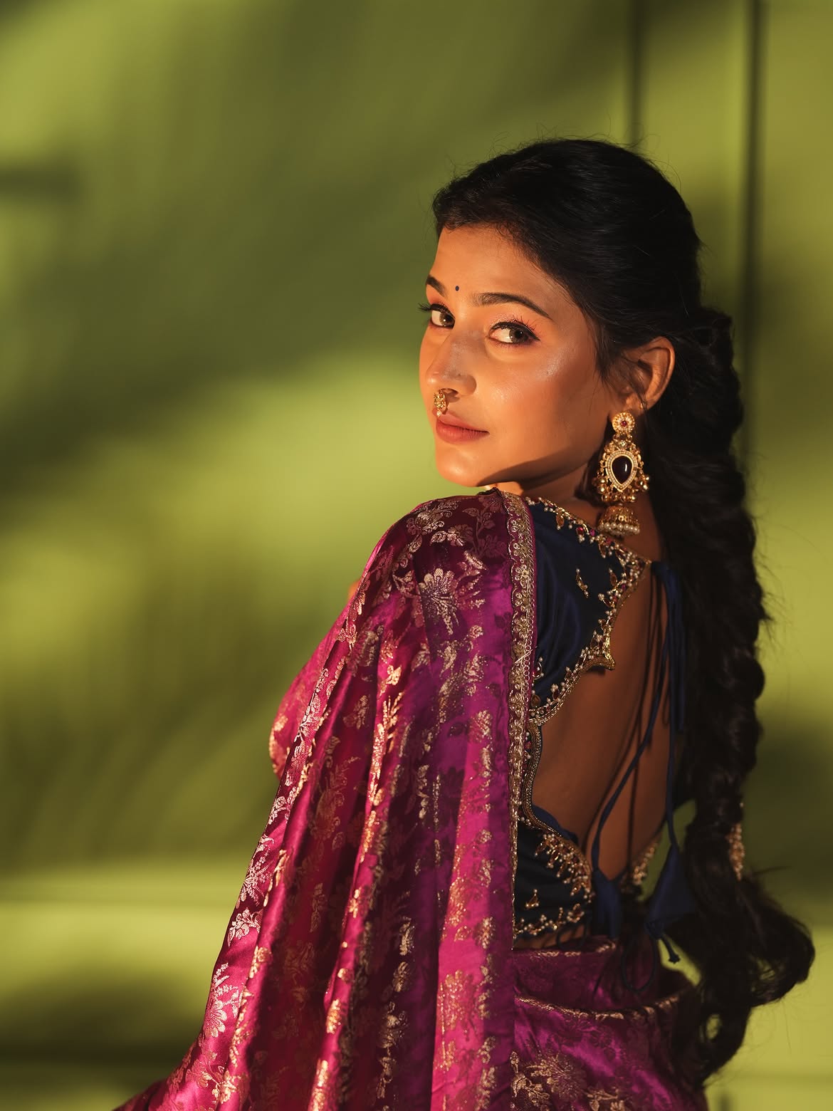 Shivani Mundhekar South Indian look