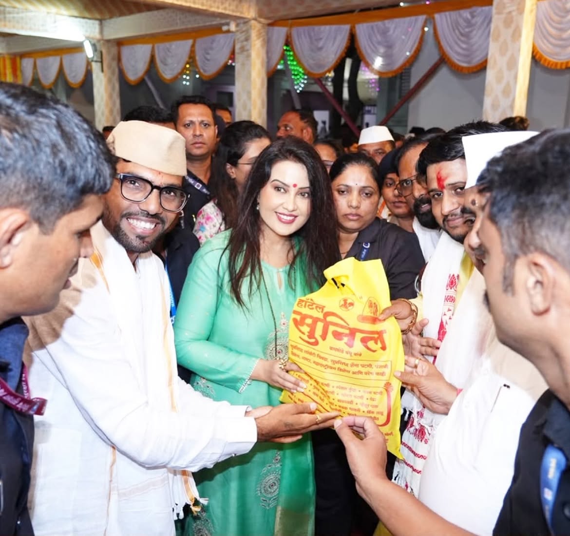 Amruta Fadnavis wari photos