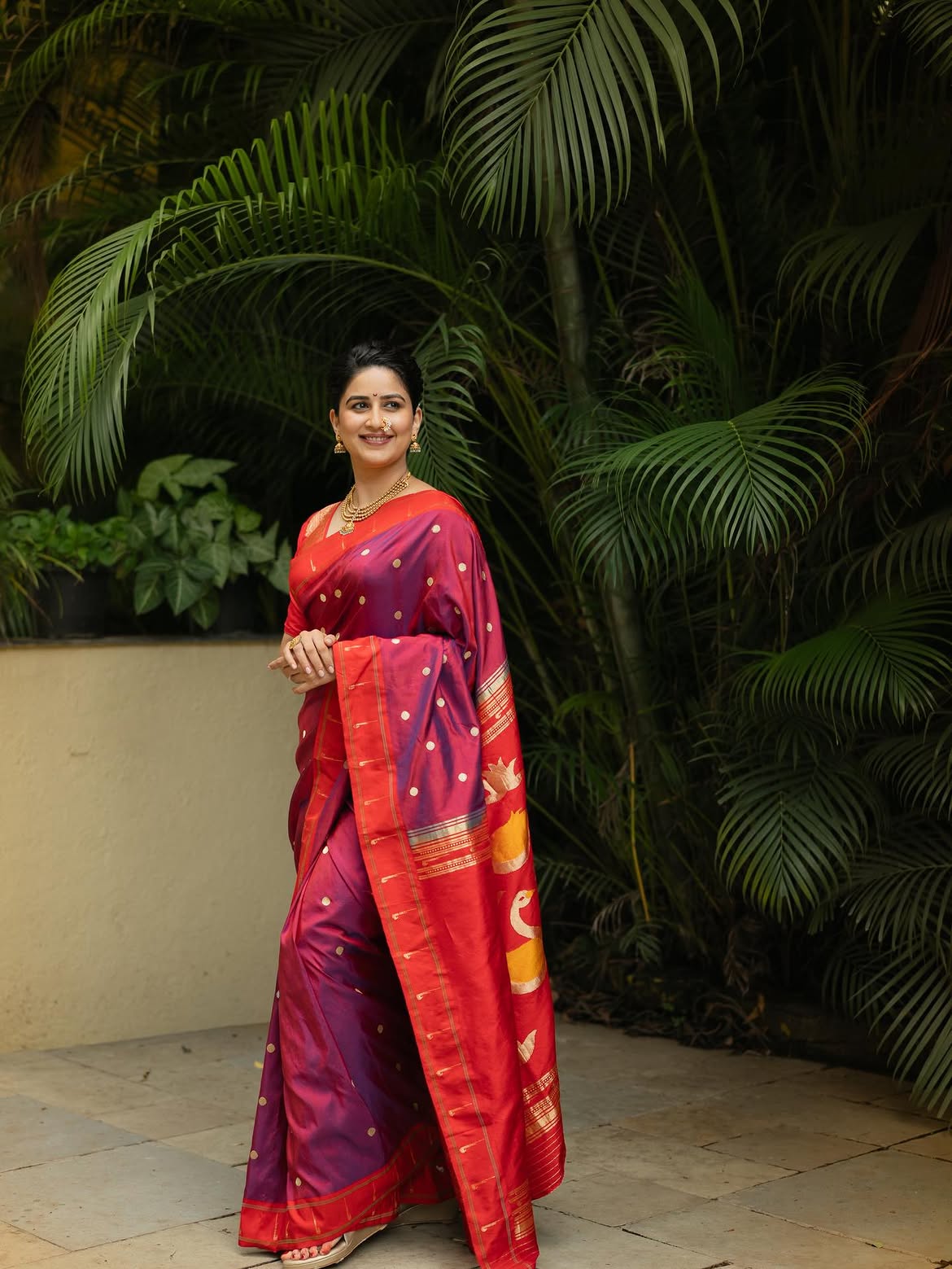 Vaidehi Parshurami purple saree look