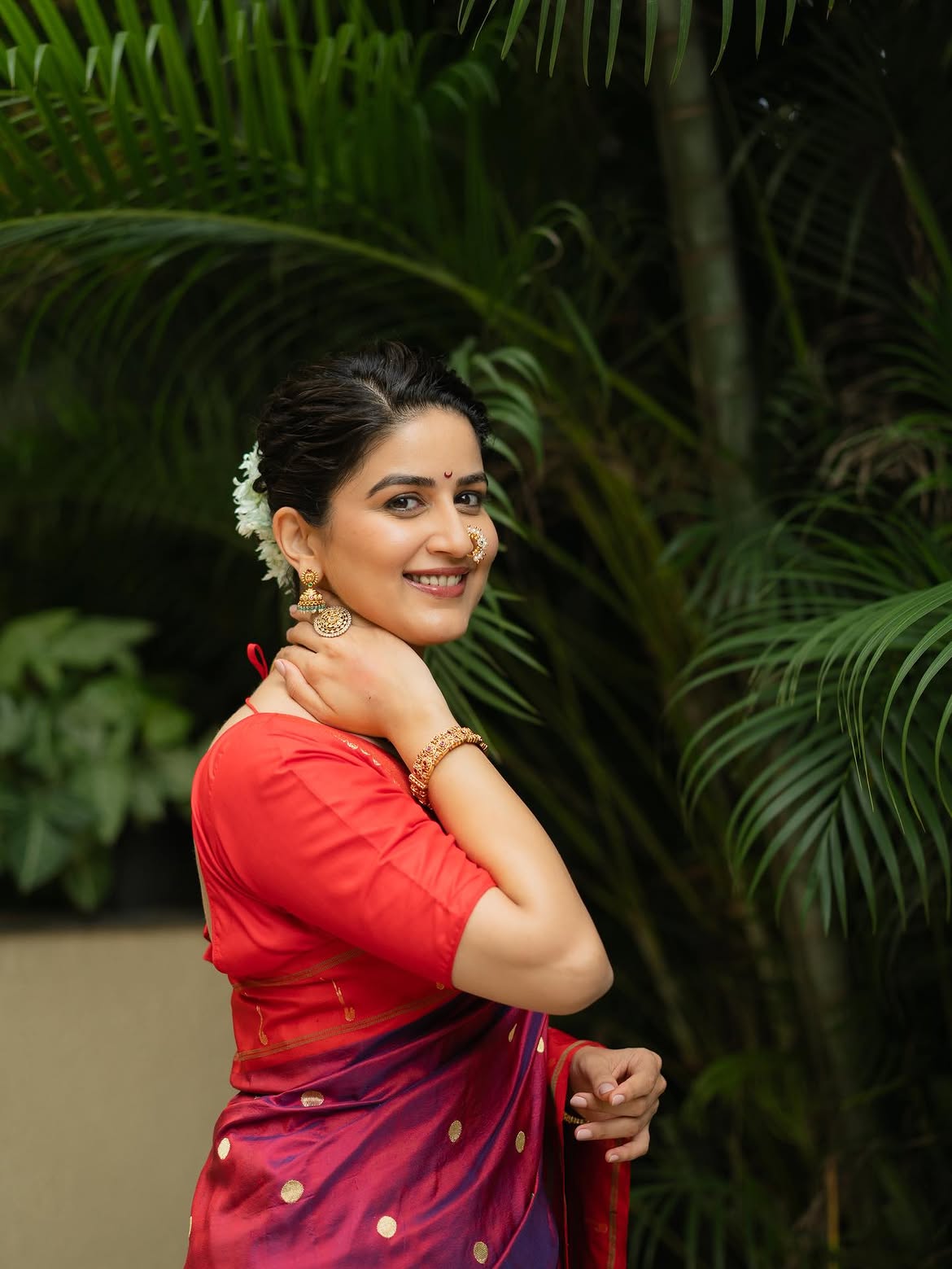 Vaidehi Parshurami purple saree look