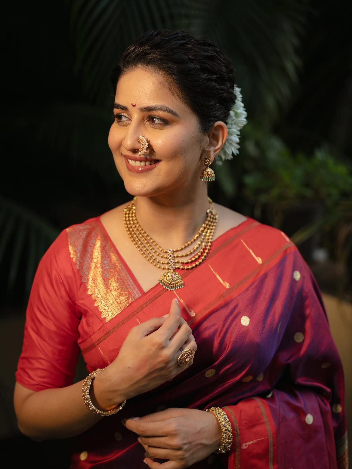 Vaidehi Parshurami purple saree look