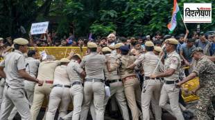 Bluetooth mesh messaging technology used for offline communication during the CJP protest in Delhi