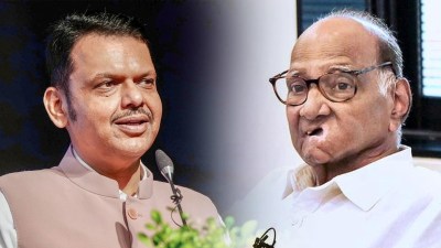 मुख्यमंत्रिपदाच्या कारकिर्दीबाबत देवेंद्र फडणवीसांचा नवा विक्रम, शरद पवारांना टाकलं मागे!