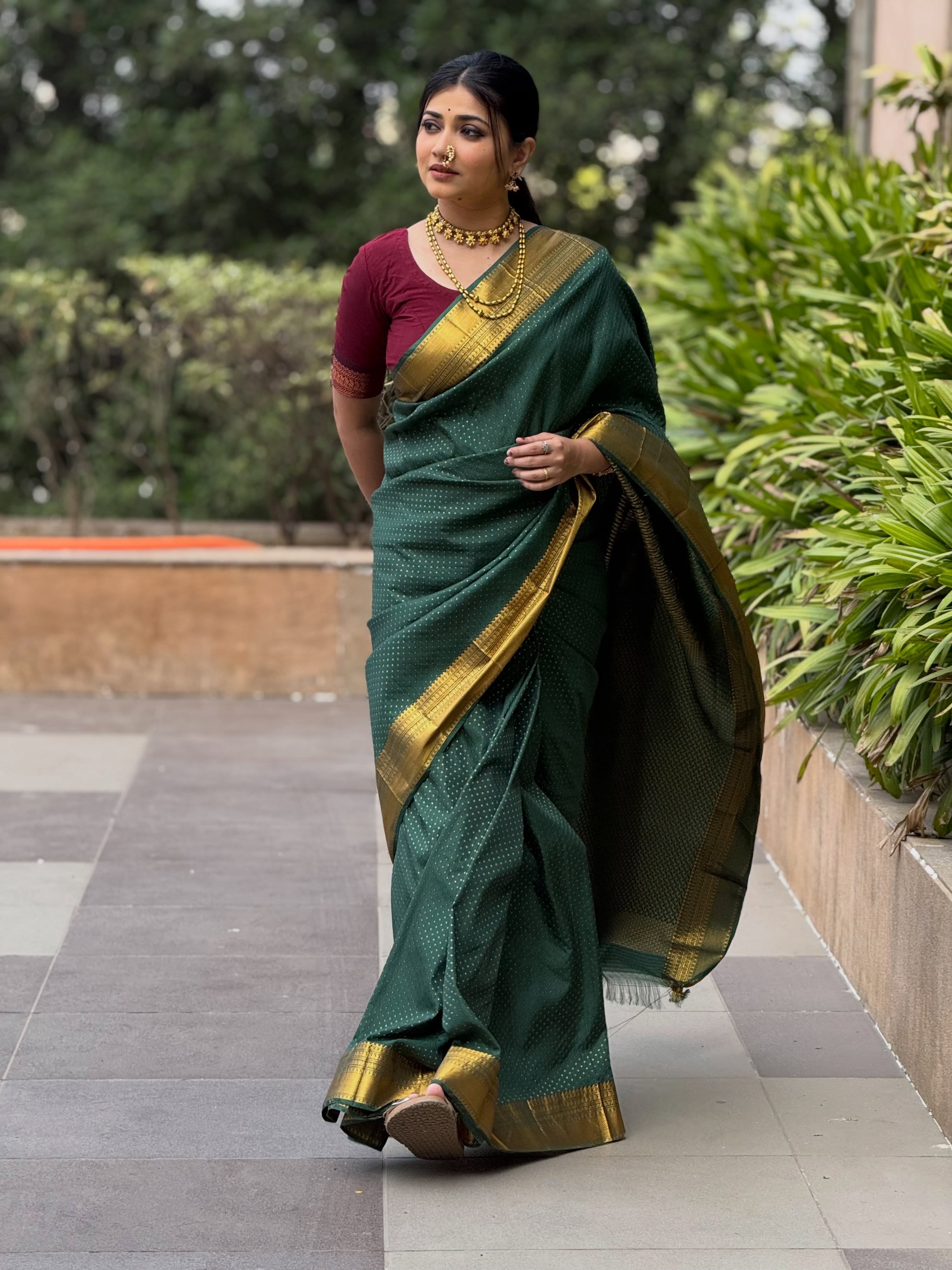 Dnyanada Ramtirthkar Green Saree Look