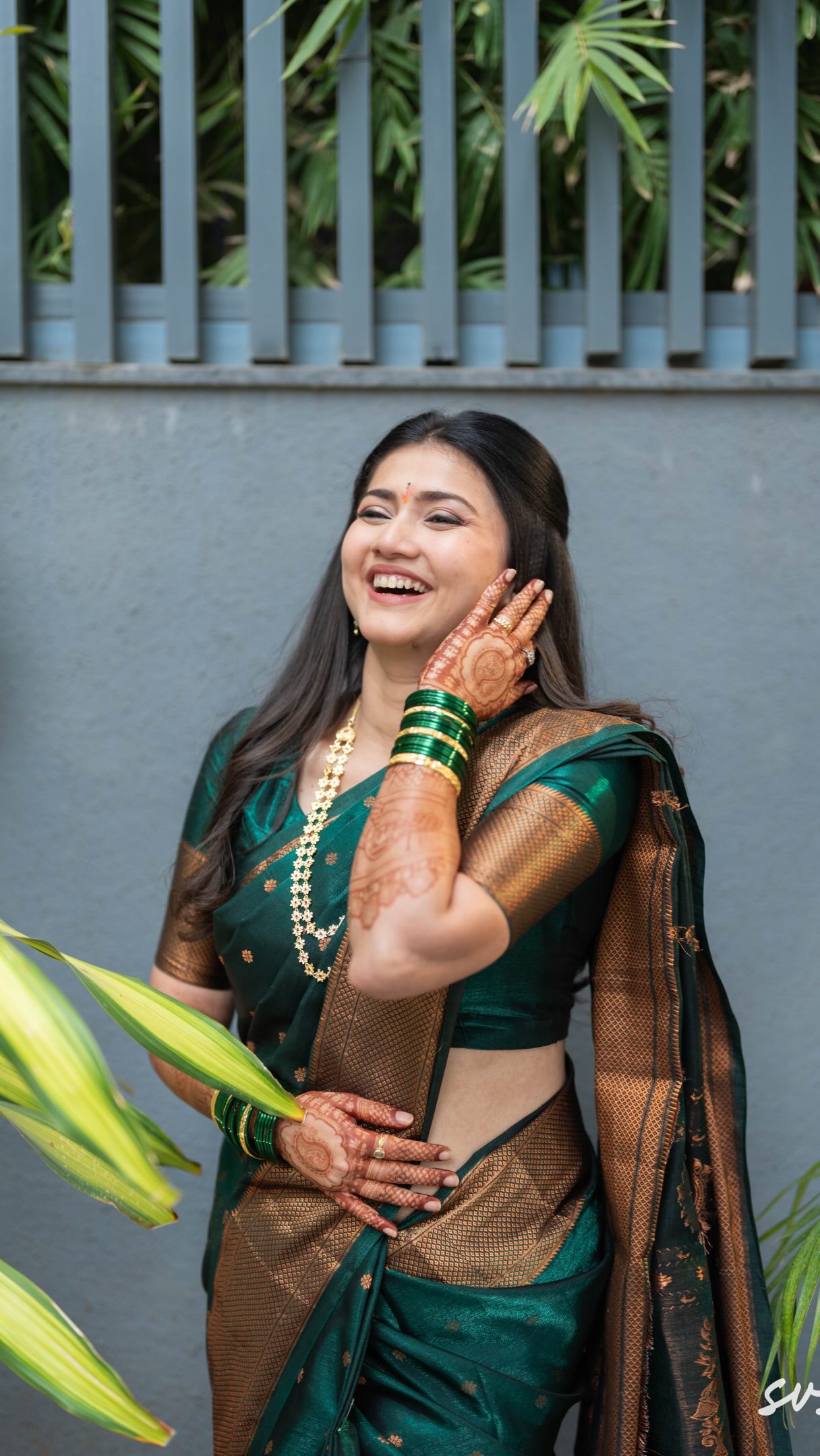 Dnyanada Ramtirthkar Green Saree Look