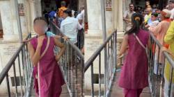 मंदिरात नाचत रिल शूट करणाऱ्या तरुणीला पोलिसाने अडवलं, व्हिडीओ व्हायरल; सोशल मीडियावर सुरु झाली चर्चा