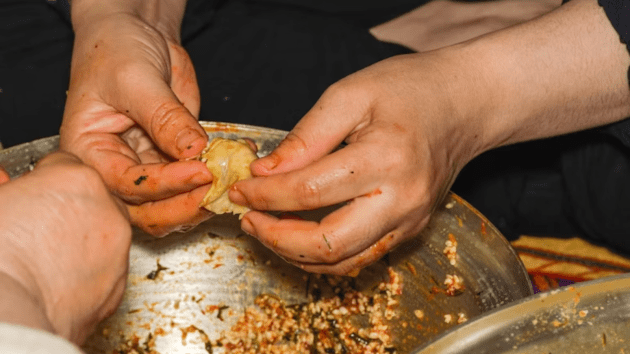 When did people stop eating with their hands