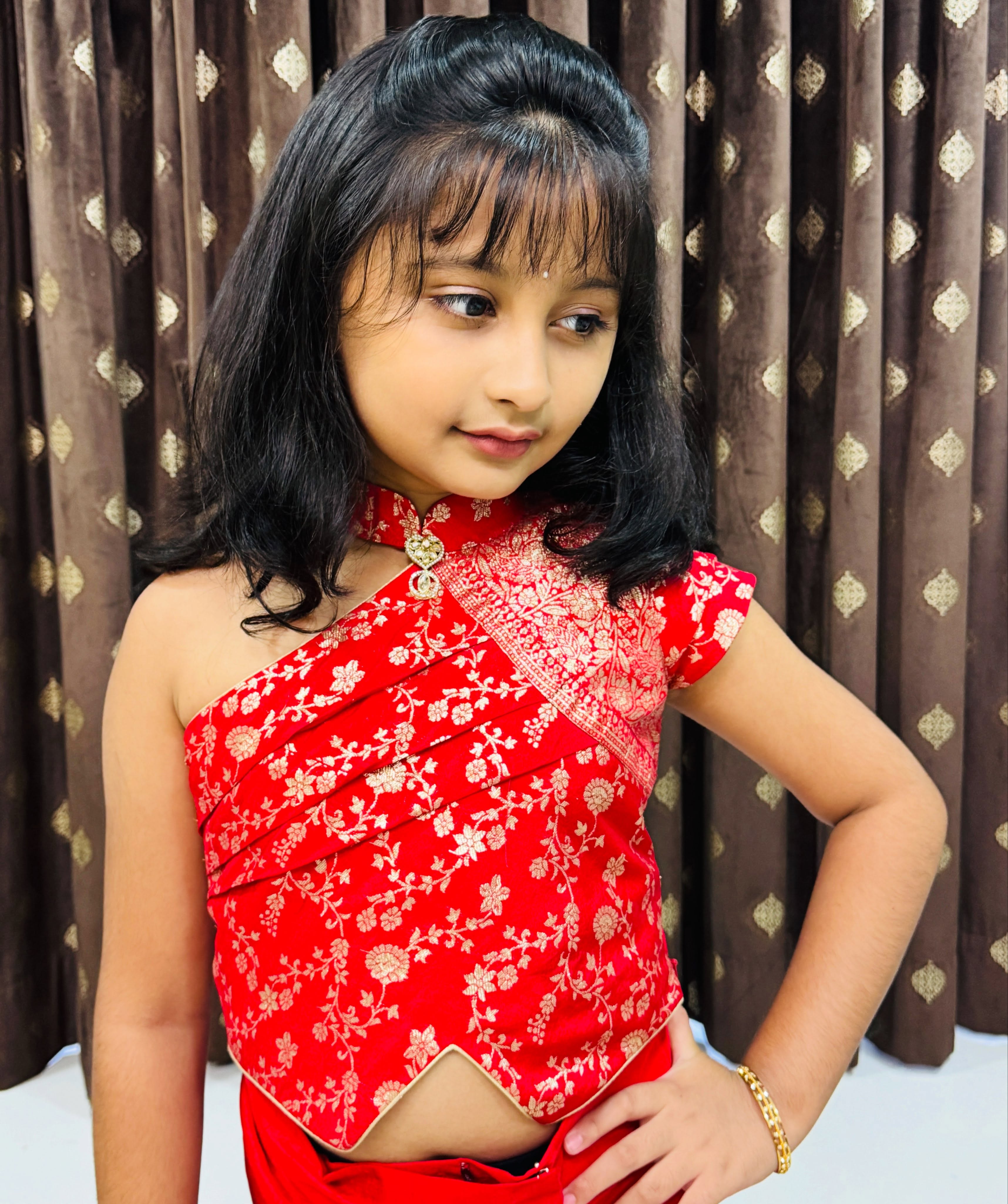 Myra Vaikul Mardini Movie Look