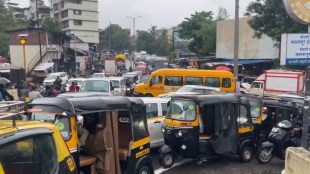 Badlapur flyover traffic jam updates | Thane district monsoon traffic live | Badlapur subway waterlogging news | Maharashtra city civic issues layout