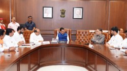 पुणे-नाशिक जलदगती रेल्वेमार्गासाठी तज्ज्ञ समितीचा अहवाल मागवणार; मुख्यमंत्री सकारात्मक, पाठपुरावा करणार