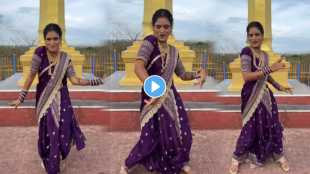 Aunty dance on vajle ki bara