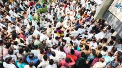 गुन्हेगारी विरोधात श्रीरामपूर शहरात बंद; मोक्का कारवाईसाठी पोलीस ठाण्यात ठिय्या