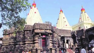 Kolhapur Mahalaxmi Temple water leakage issue | Maharashtra archaeological department conservation work | Shivsena slams Kolhapur temple development authority | Karveer Nivasini Mahalaxmi Mandir water leakage controversy