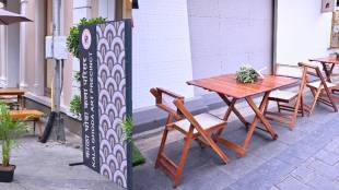 South Mumbai Kala Ghoda Plaza beautification project | Mumbai Art Avenue heritage walk Devendra Fadnavis | BMC Kala Ghoda European style street setup | Mumbai tourism development pedestrian zone weekends