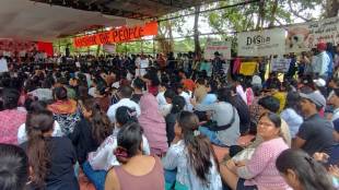 Mumbai Azad Maidan students protest | NEET paper leak controversy Maharashtra | Sonam Wangchuk hunger strike support | Girish Mahajan meets student delegation