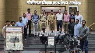 Akola fake currency notes racket | Akola crime branch police raid | Fake 500 rupees notes seized Maharashtra | Akola criminal investigation updates
