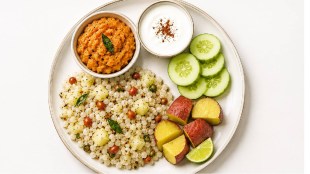 Sabudana Khichdi Upvas Thali | Shravan Fasting Health Tips | Healthy Upvas Diet Plan | Amita Gadre Nutrition Tips