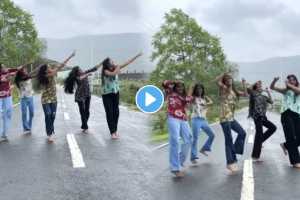Young Girl group dance
