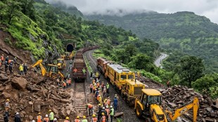 Karjat Lonavala ghat landslide railway update | Central railway track repair work Monkey Hill | Mumbai Pune train delayed traffic status | Western Ghats railway boulder collapse maintenance