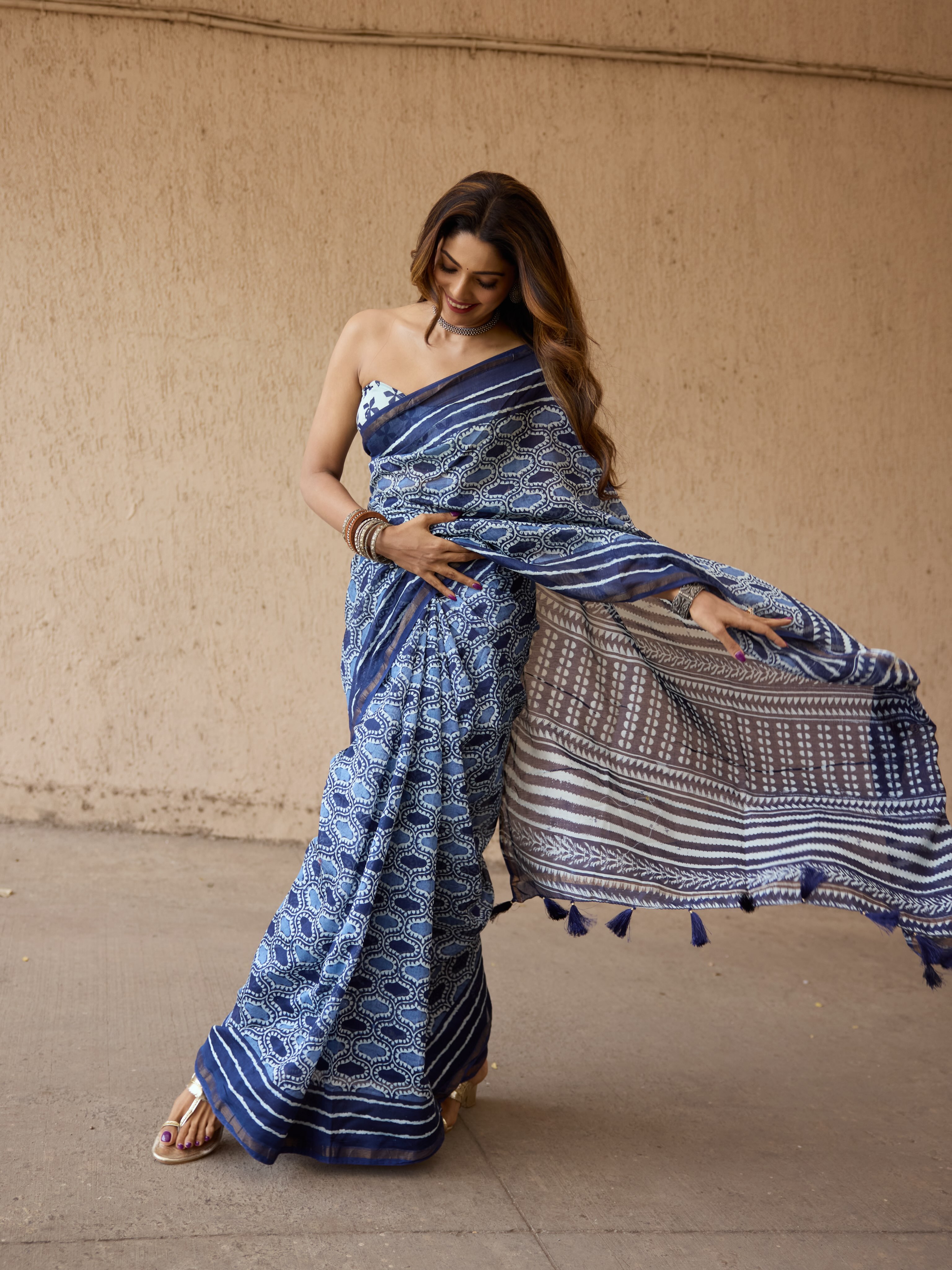 Pooja Sawant Cotton Saree Look