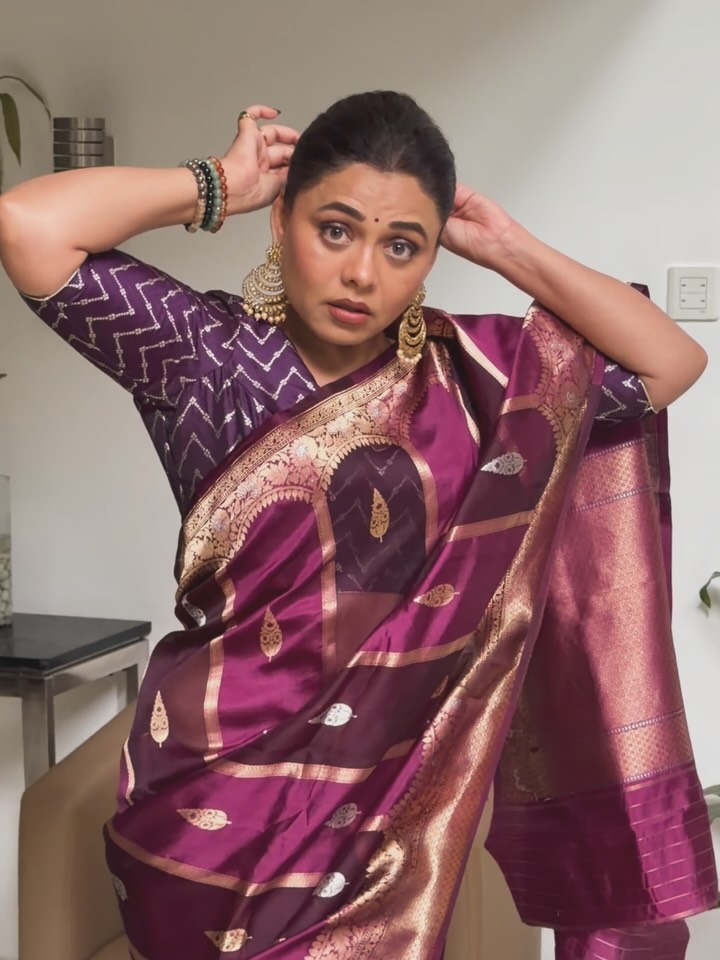 Prarthana Behere Jawkar Purple Saree Look