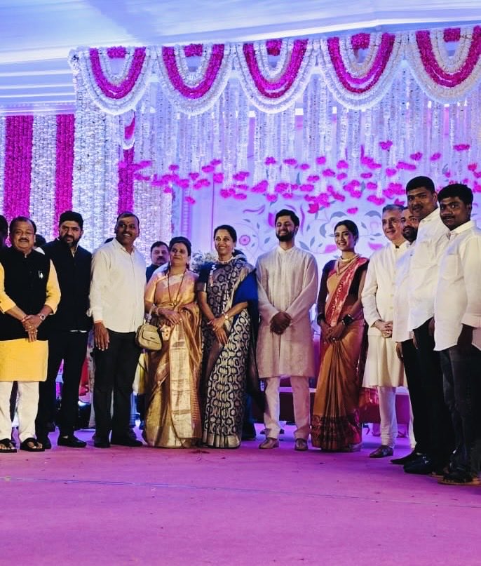 Revati Sule Sarang Lakhani Wedding Reception Political Guest 