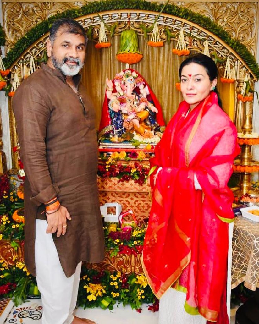 Sachin Ahir Family Wife Sangeeta Ahir Information